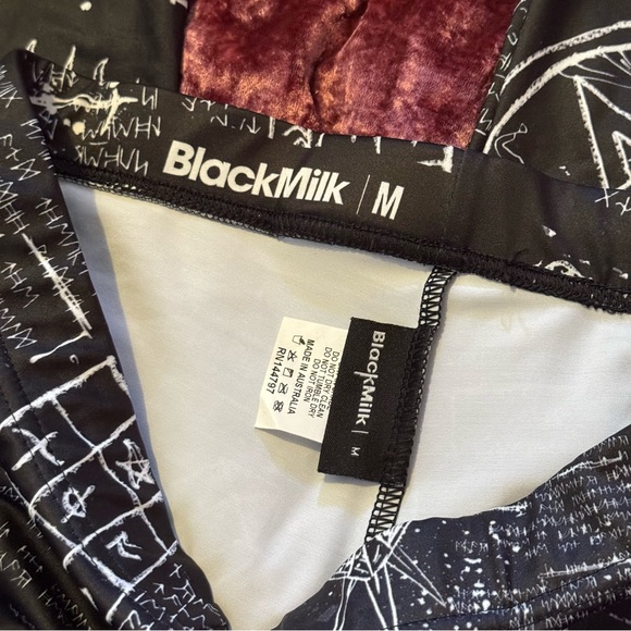 Blackmilk | SPELLBOUND HWMF LEGGINGS Medium - Picture 3 of 5